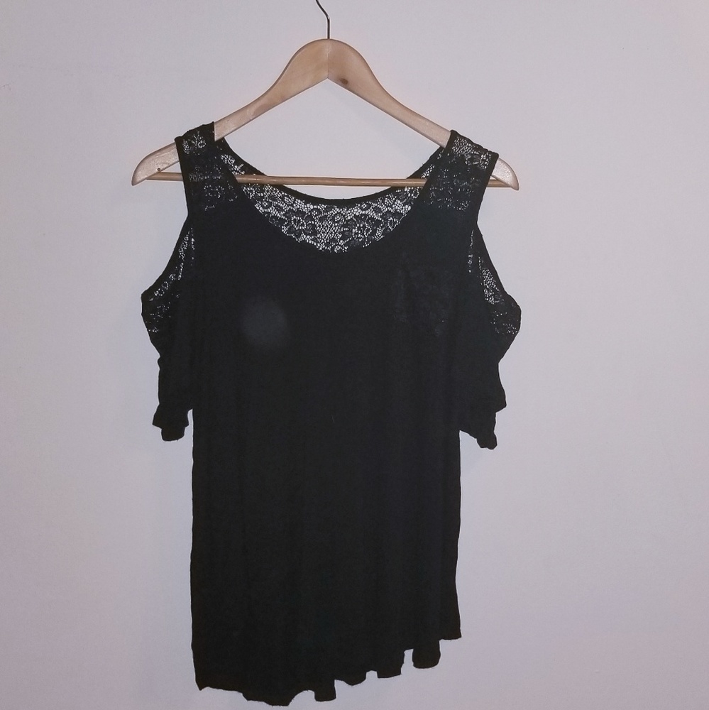 Shoulder Cut Out top